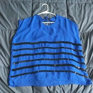 Blue short sleeve with sequin